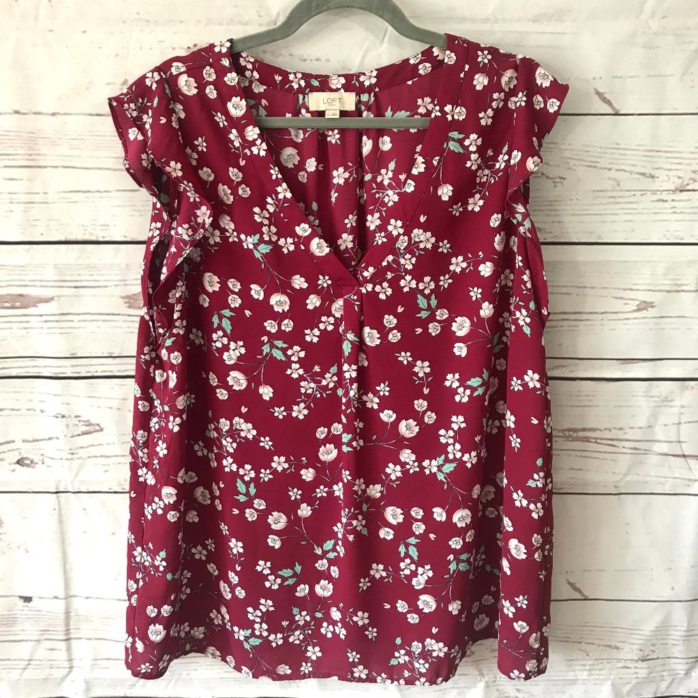 *3/$18*Loft Factory V-Neck Sleeveless Blouse
